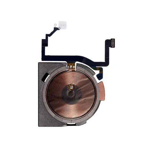 Wireless Charging Flex with Camera Light Flash for iPhone 15 (Pulled)